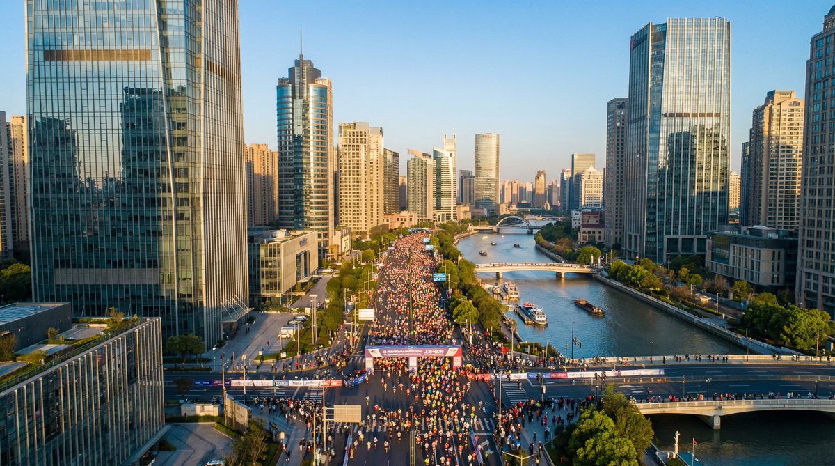 强上城市马拉松航拍视频